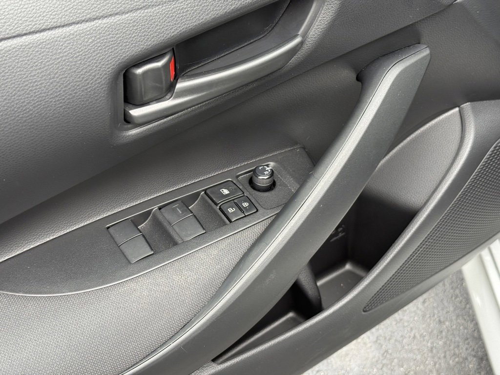Certified 2025 Toyota Corolla LE image 11