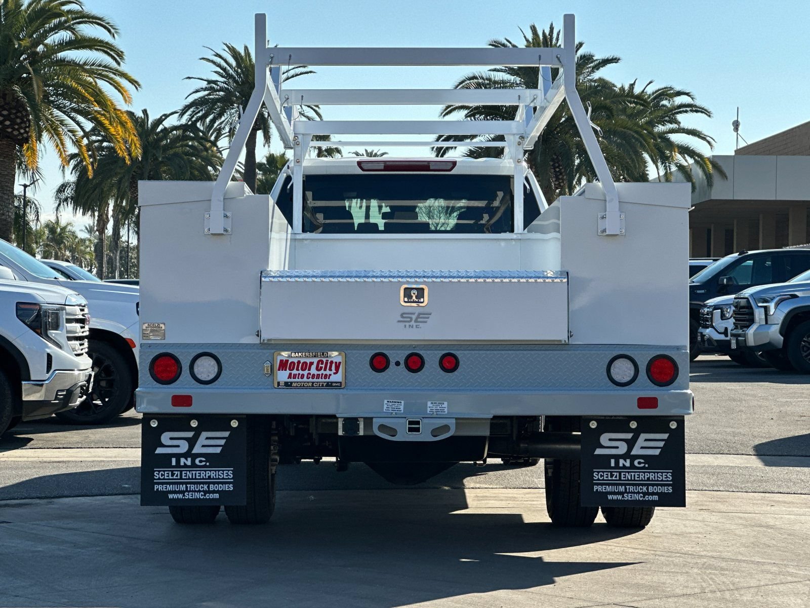 New 2026 GMC Sierra 3500 Pro w/ Convenience Package RWD image 5