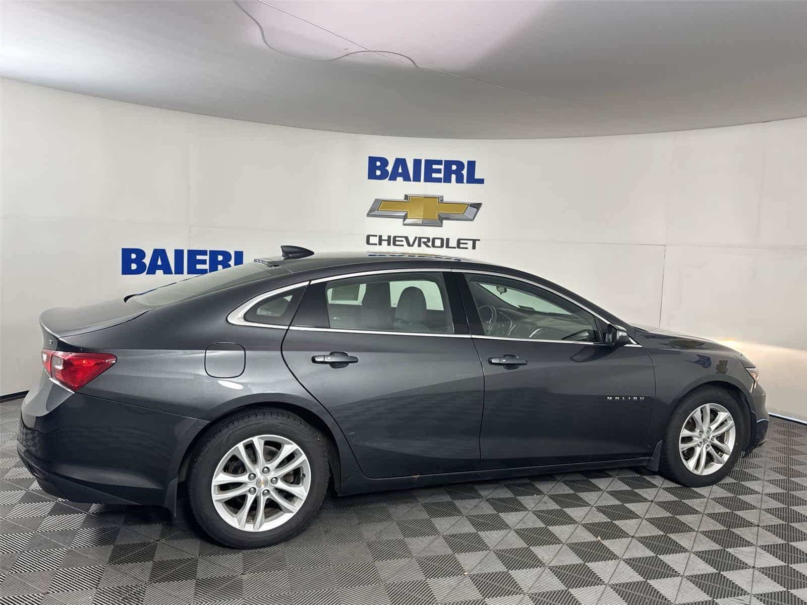 Used 2016 Chevrolet Malibu LT FWD image 6