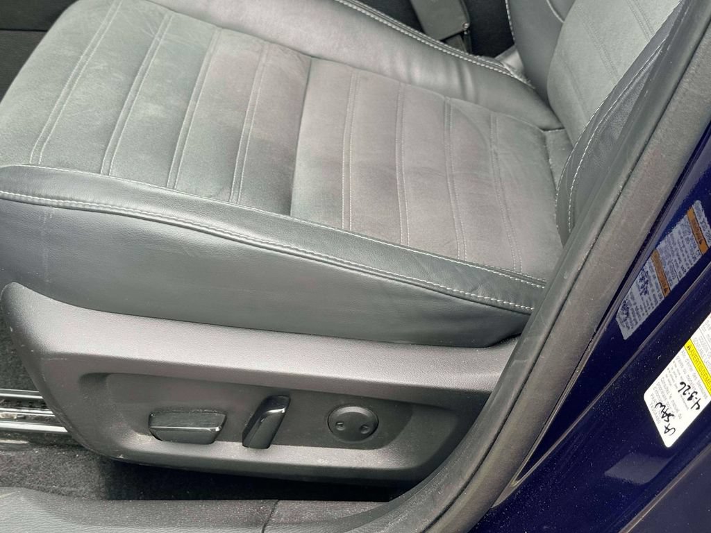 Used 2022 Mitsubishi Outlander SEL Black Edition AWD/4WD image 14