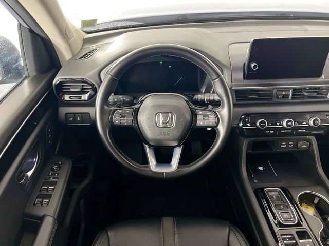Used 2024 Honda Pilot Touring image 24