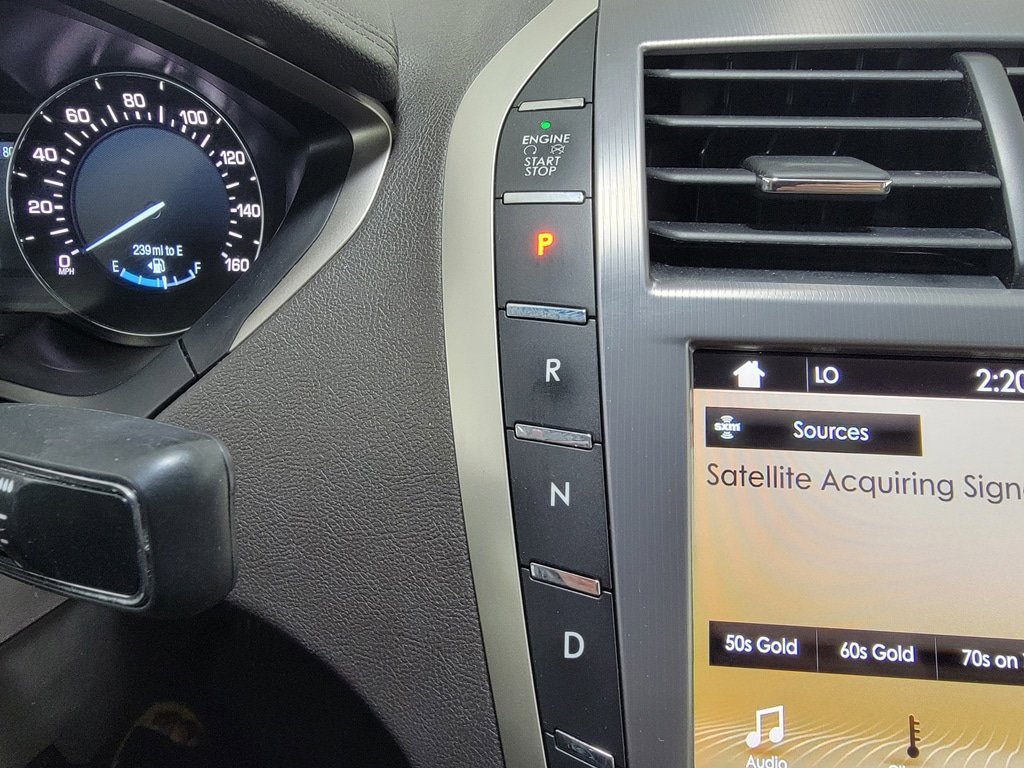 Used 2017 Lincoln MKZ Premiere FWD image 17
