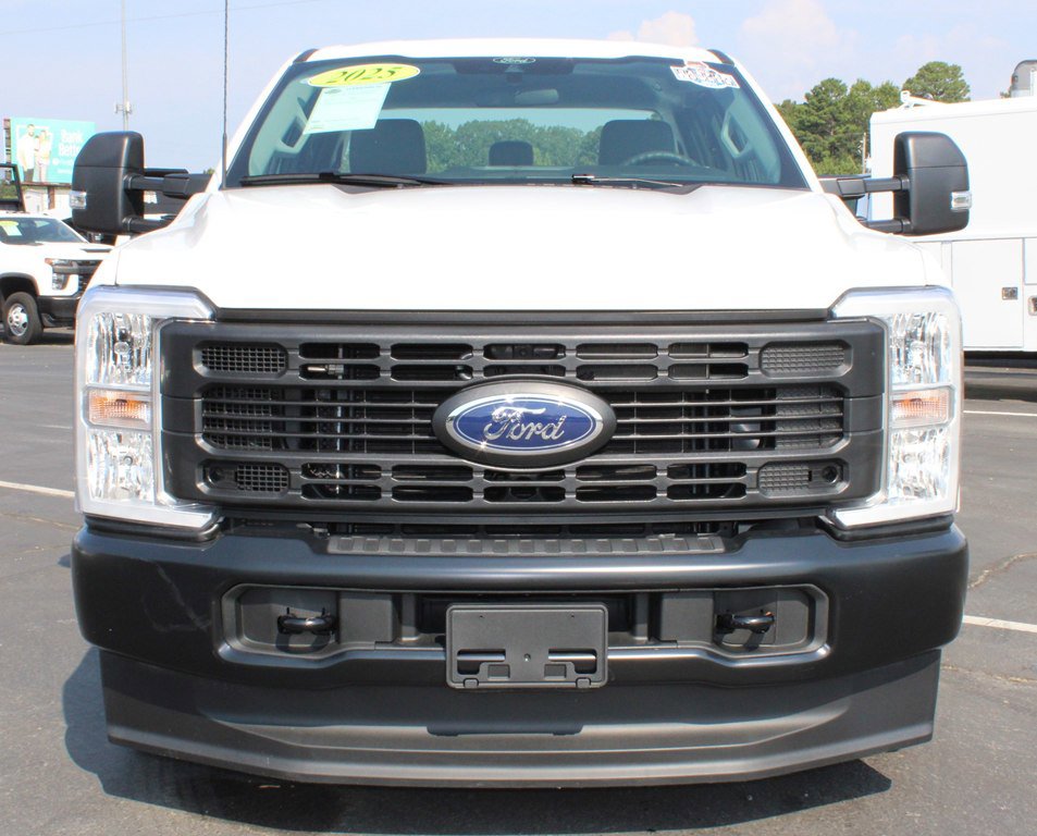 Used 2025 Ford F250 XL image 8