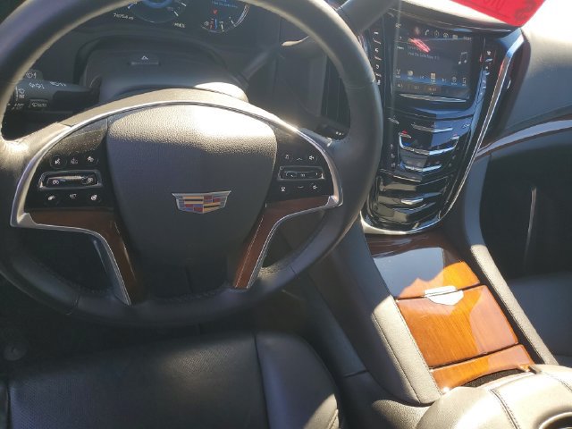 Used 2017 Cadillac Escalade Luxury AWD/4WD image 12