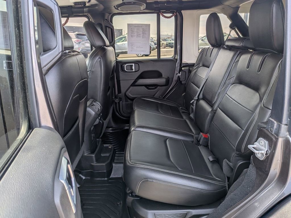 Used 2021 Jeep Wrangler Unlimited Sahara w/ Cold Weather Group image 19