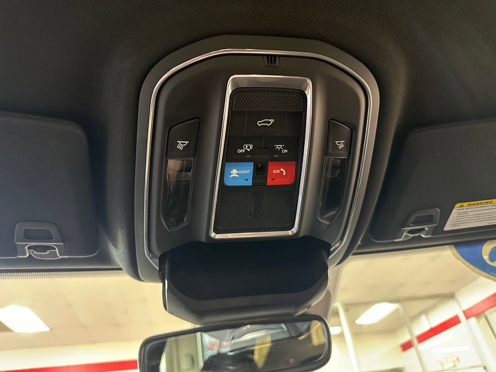 Certified 2023 Jeep Grand Cherokee L Laredo AWD/4WD image 34