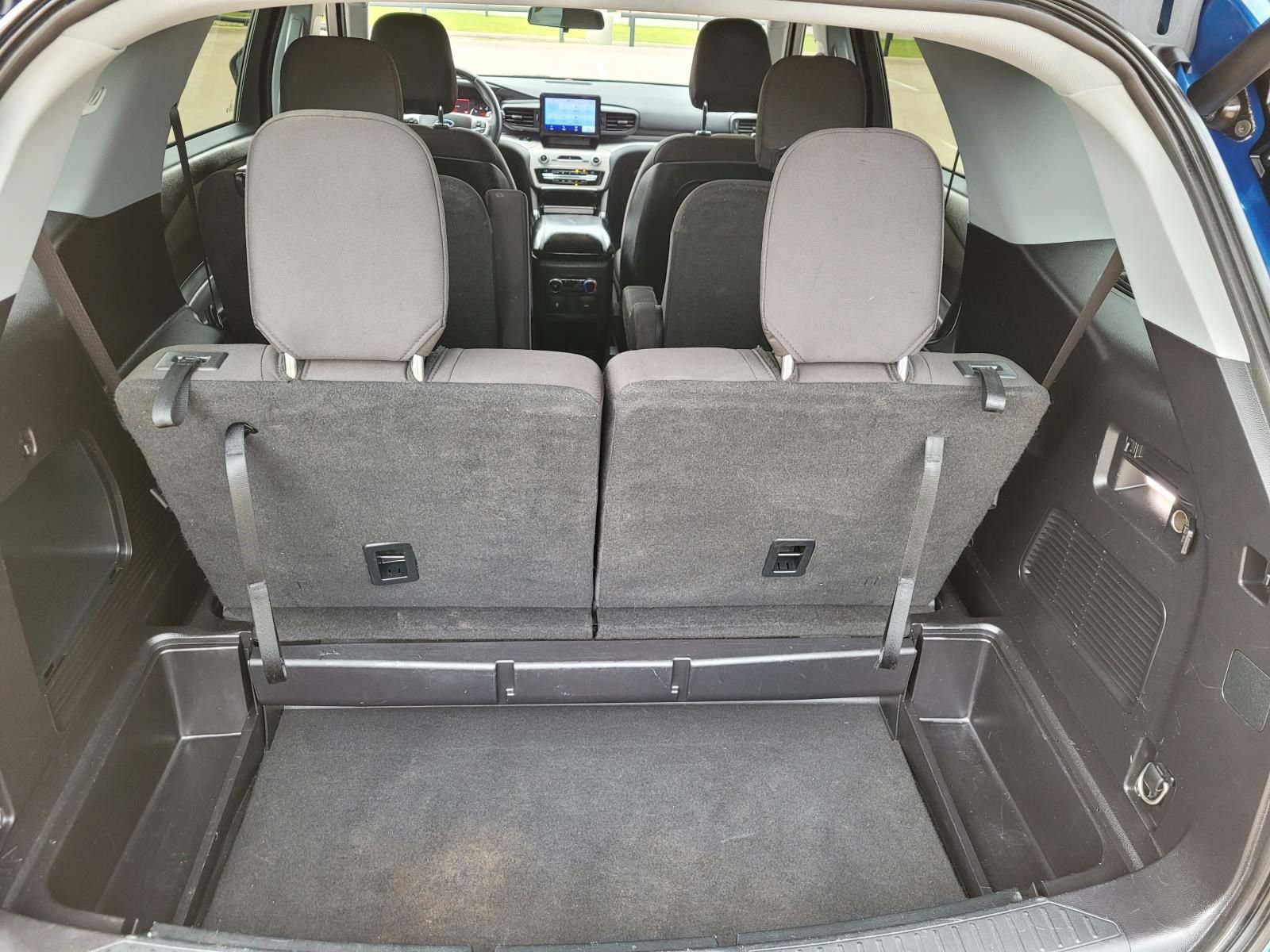 Used 2020 Ford Explorer XLT RWD image 14