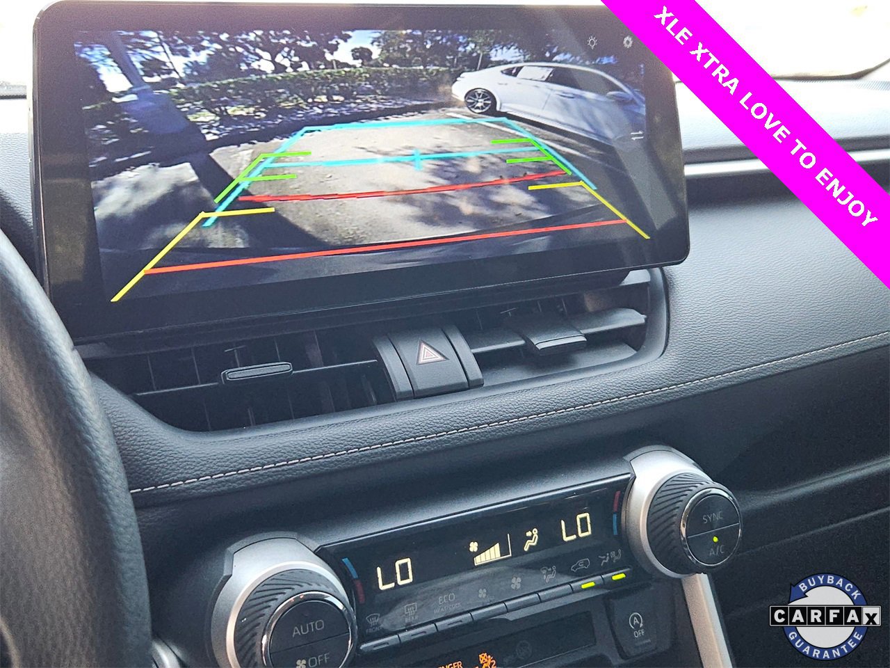 Used 2021 Toyota RAV4 XLE image 16