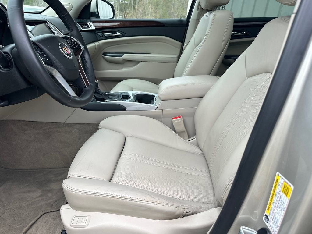Used 2013 Cadillac SRX Luxury w/ Driver Awareness Package image 9