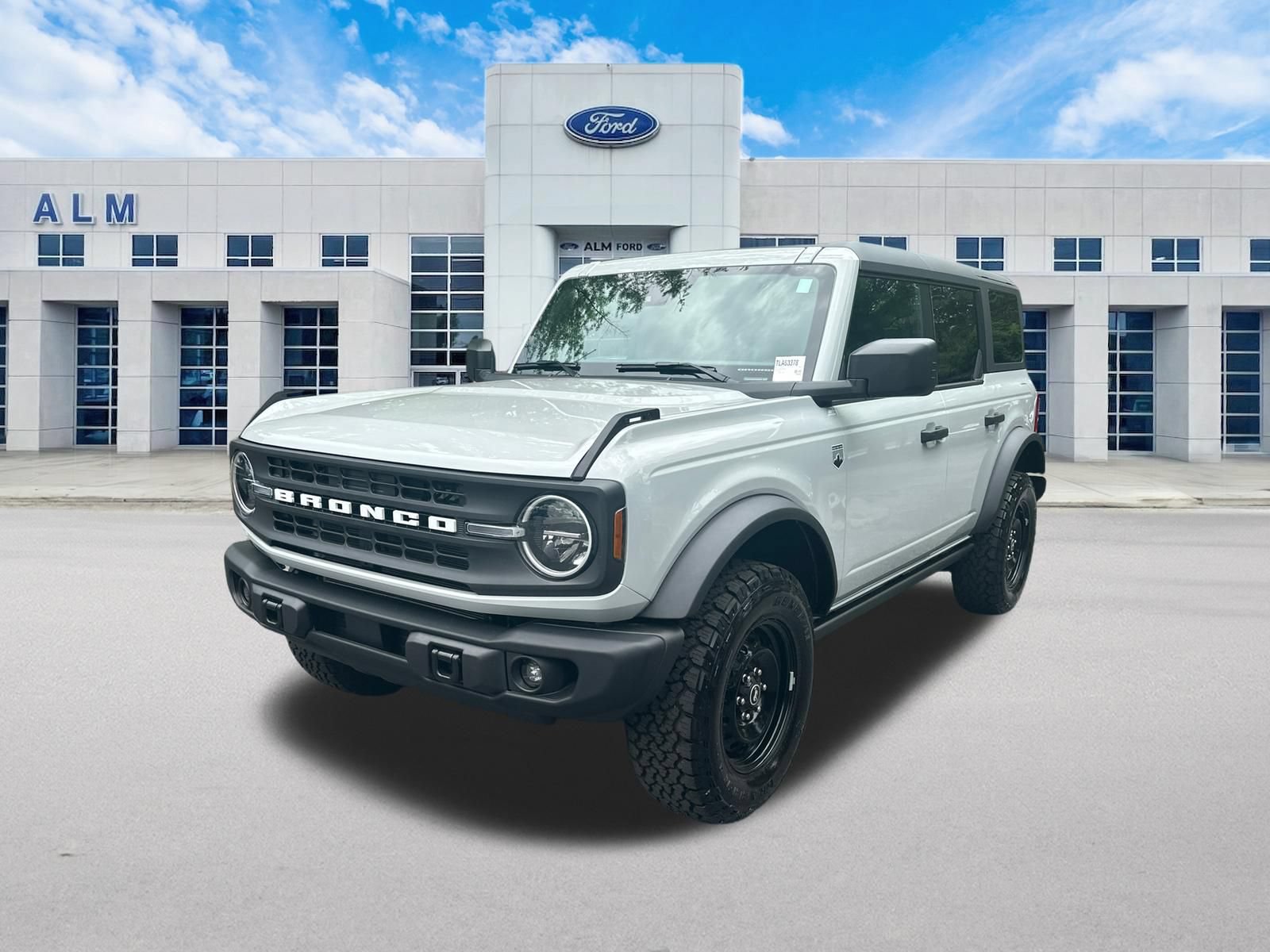 New 2026 Ford Bronco Big Bend w/ Black Diamond Package AWD/4WD image 1