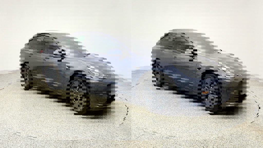 Used 2022 Tesla Model 3 image 3