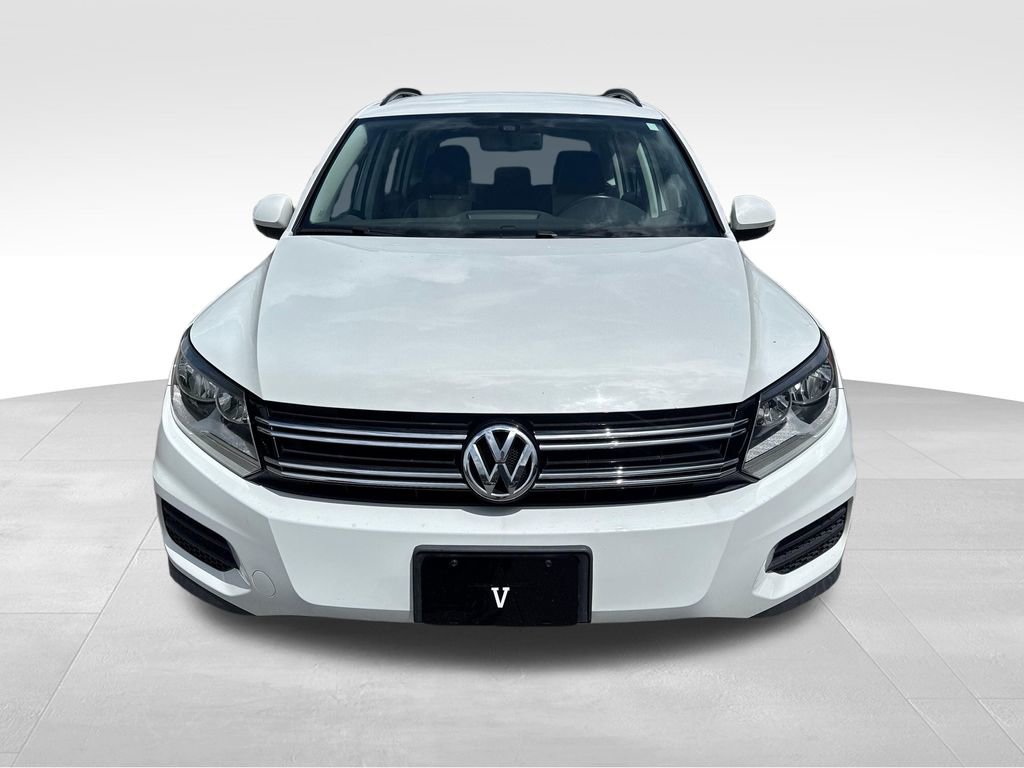 Used 2017 Volkswagen Tiguan S AWD/4WD image 2