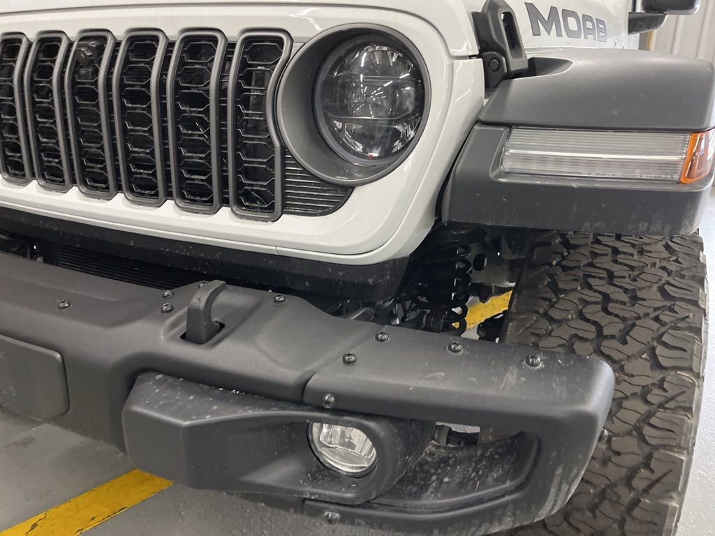 New 2026 Jeep Wrangler Moab image 11