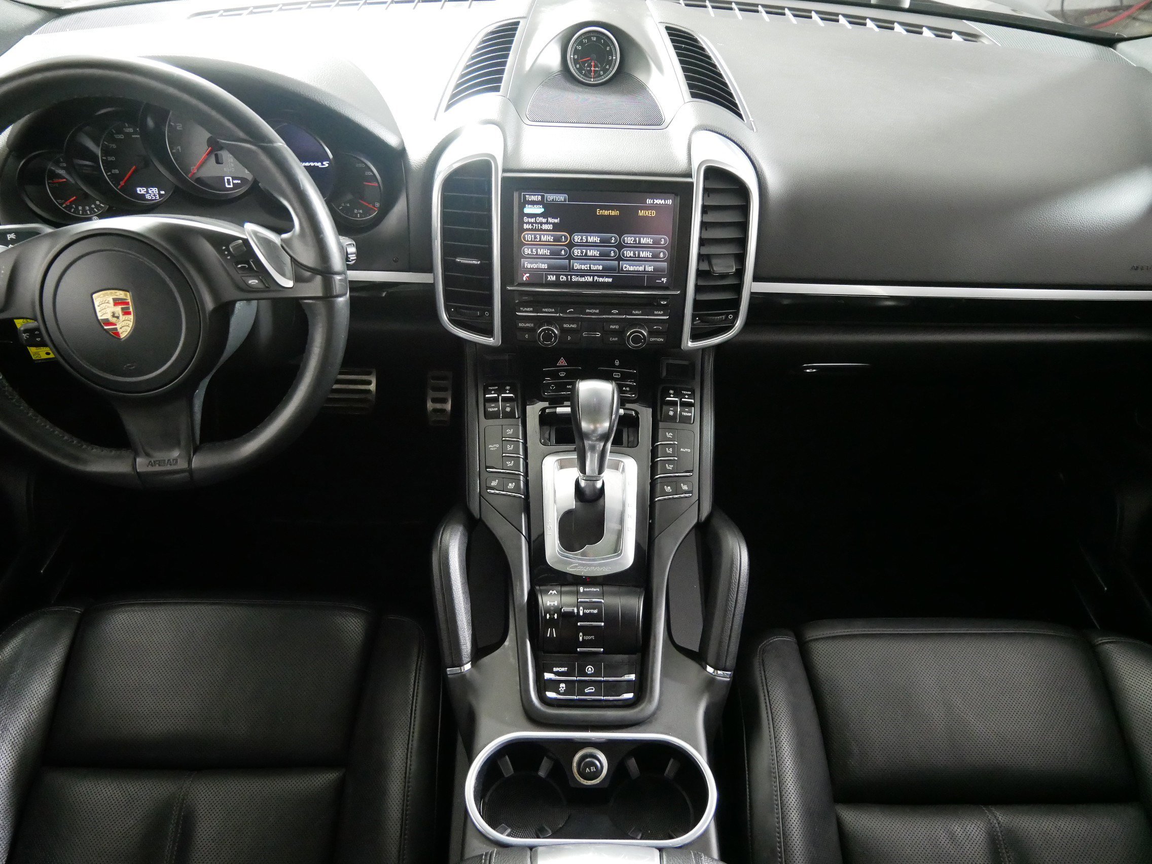 Used 2013 Porsche Cayenne S image 10