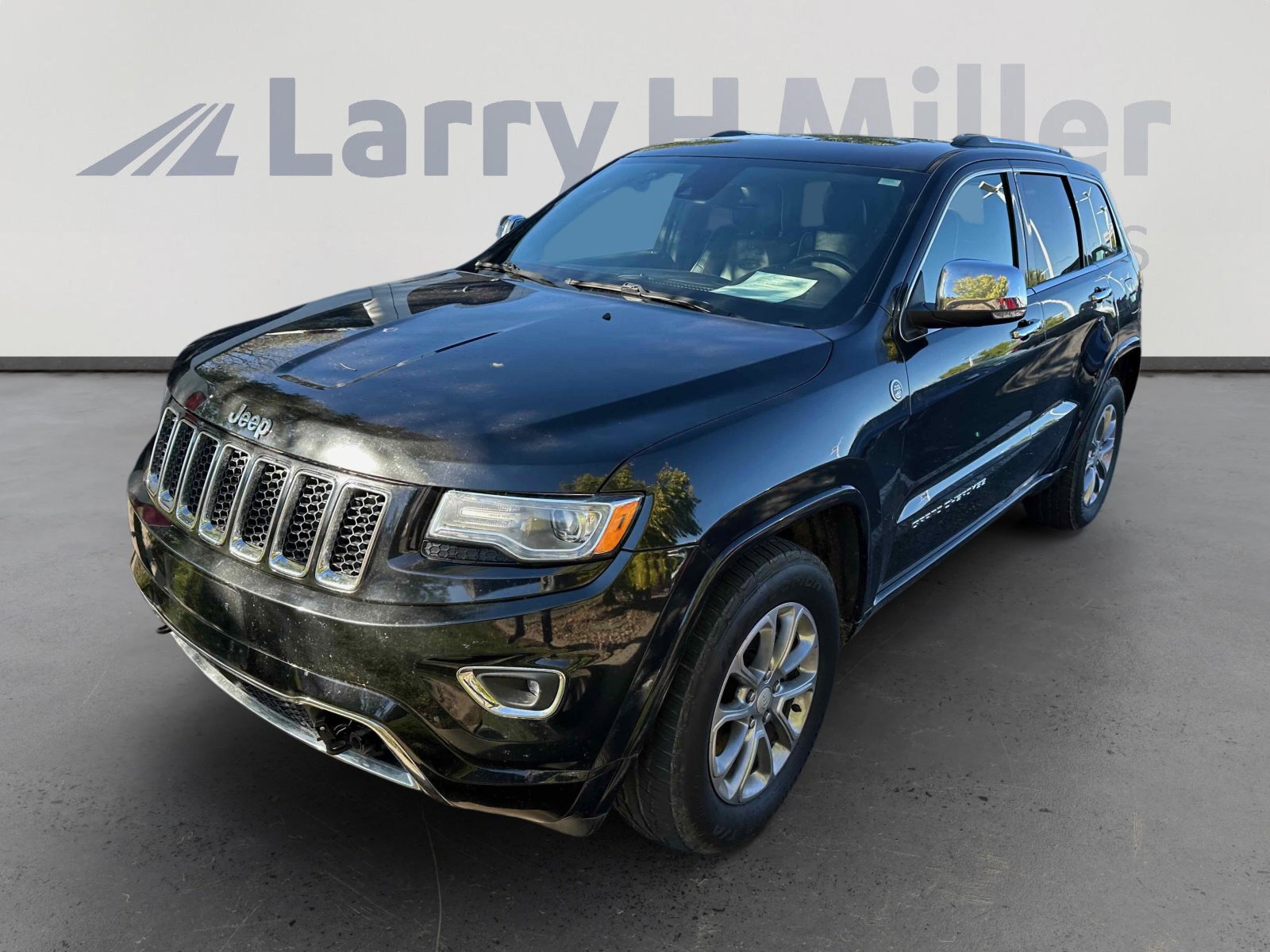 Used 2015 Jeep Grand Cherokee Overland w/ Advanced Technology Group