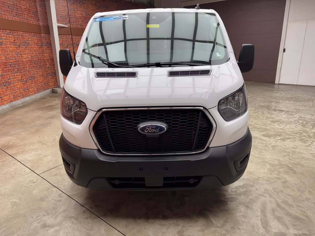Certified 2025 Ford Transit 250 Low Roof w/ Exterior Upgrade Package RWD image 7