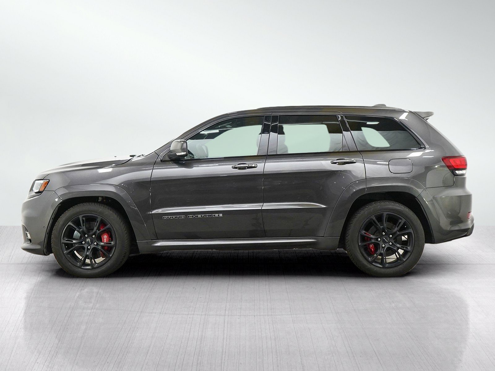 Used 2017 Jeep Grand Cherokee SRT AWD/4WD image 2