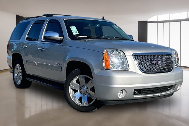 Used 2014 GMC Yukon SLT w/ Regional Value Package RWD image 3
