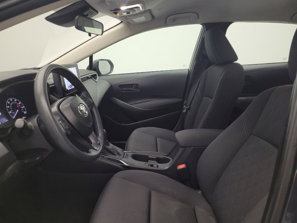 Used 2025 Toyota Corolla LE FWD image 17