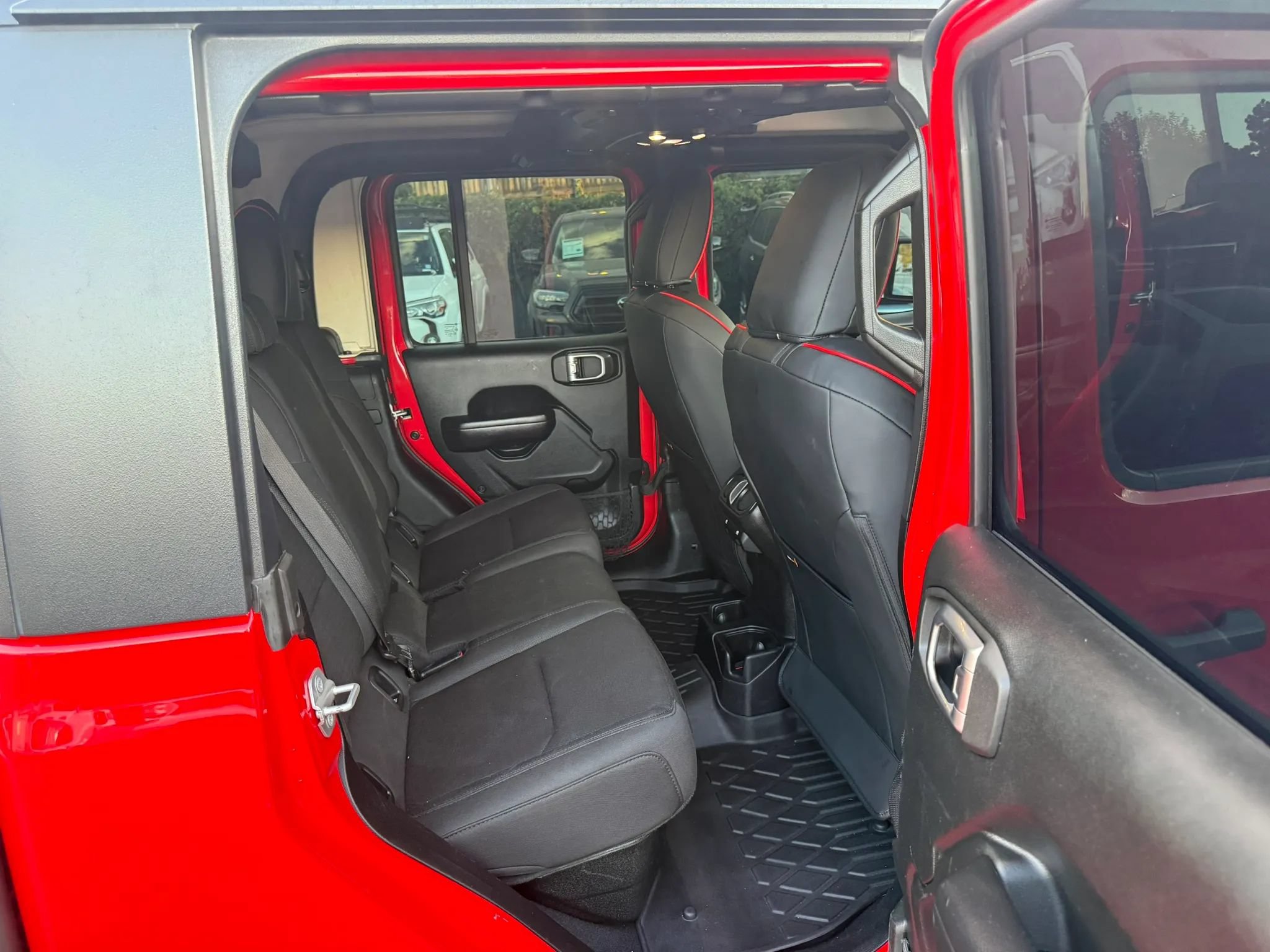 Used 2020 Jeep Gladiator Sport w/ Quick Order Package 24S AWD/4WD image 20