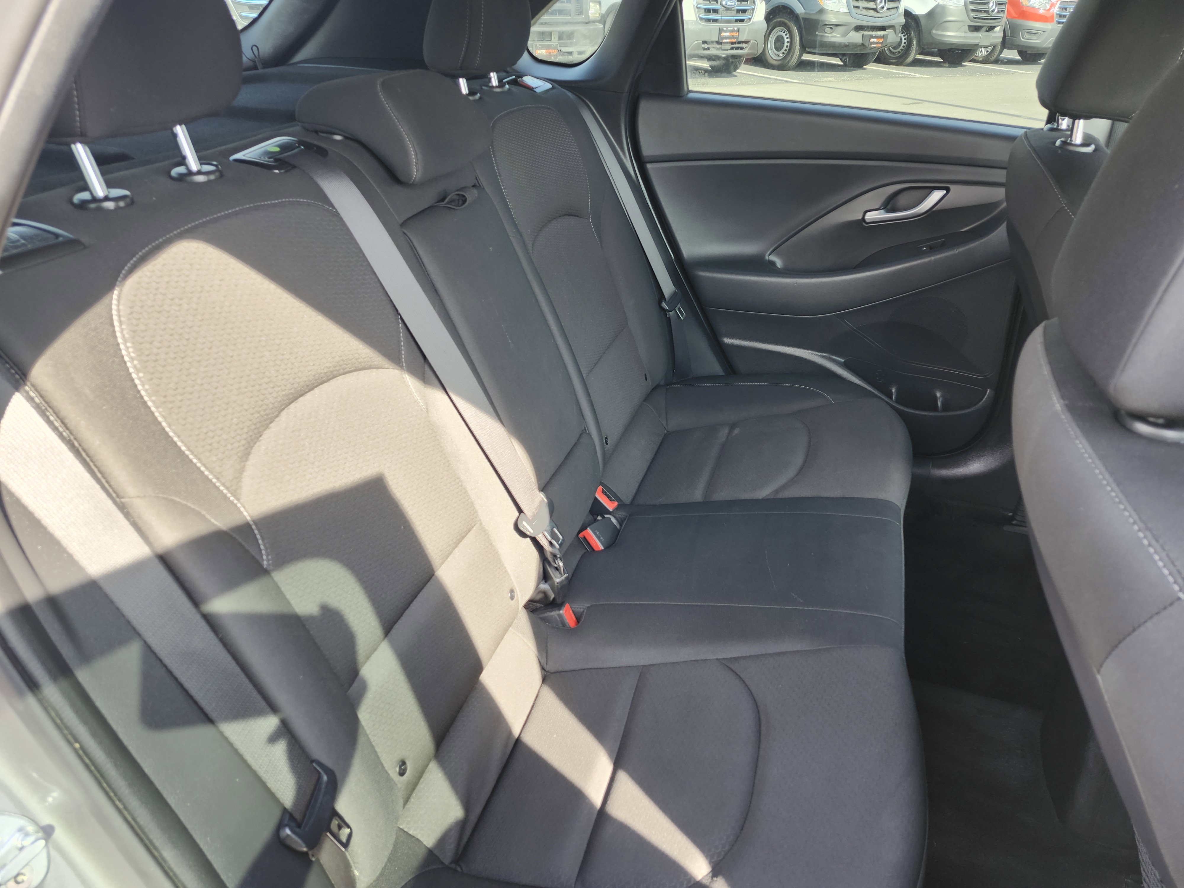 Used 2020 Hyundai Elantra GT FWD image 12