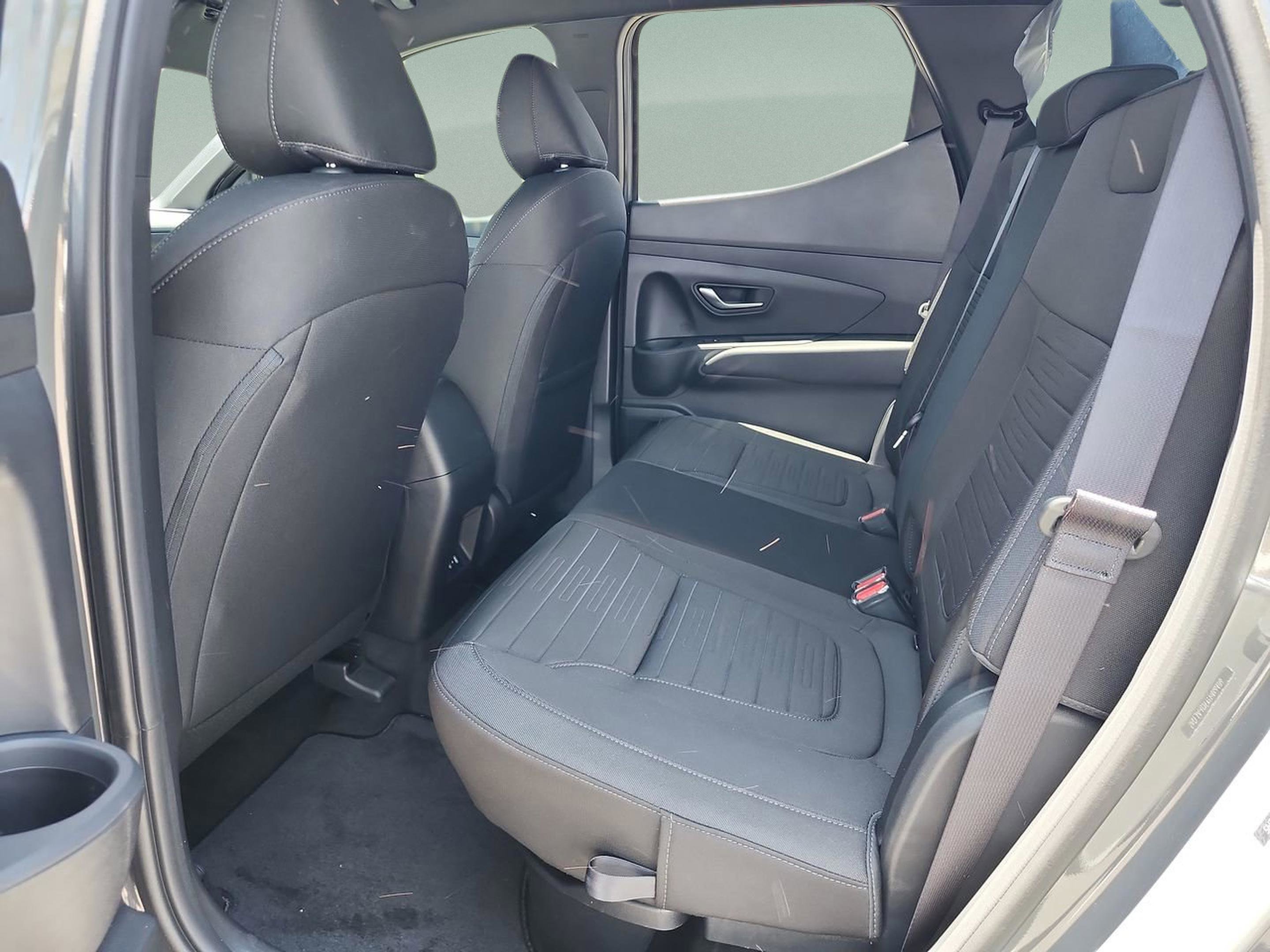 New 2026 Hyundai Santa Cruz SE FWD image 16