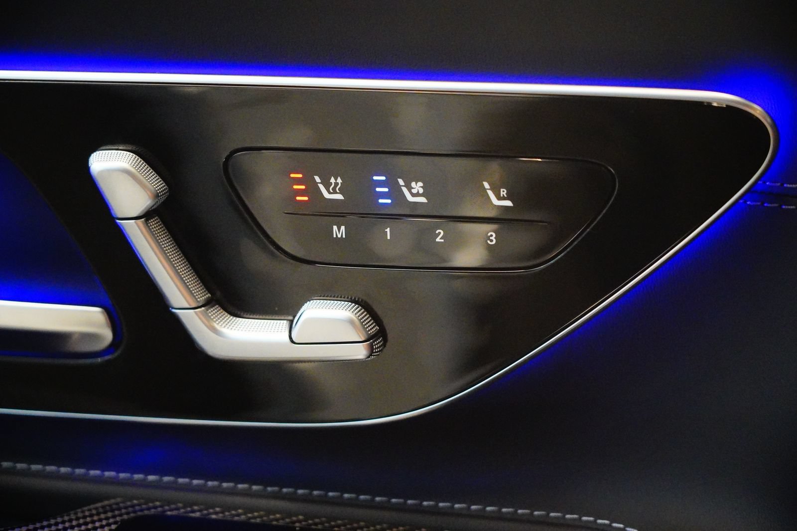 Certified 2025 Mercedes-Benz AMG GT 63 S w/ Driver Assistance Package image 29