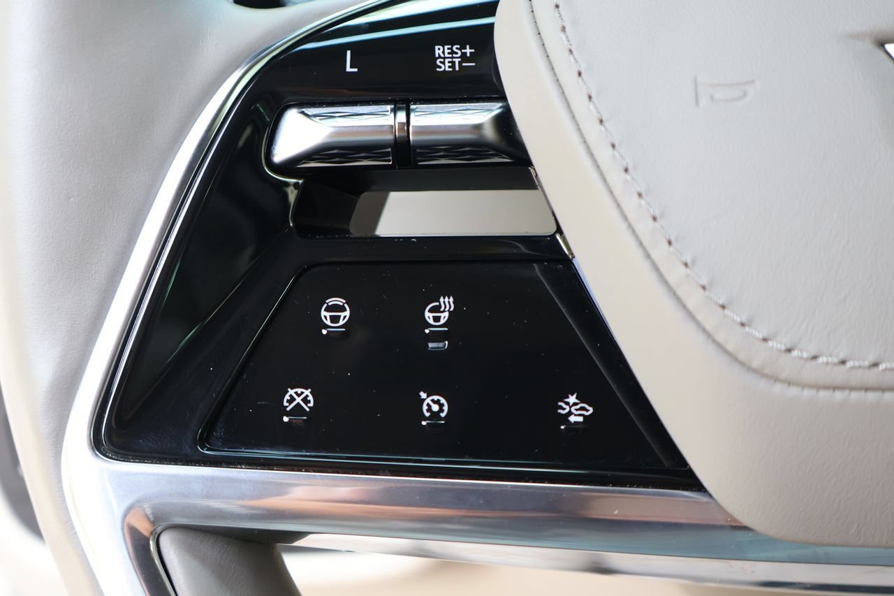Certified 2025 Cadillac Escalade Sport Platinum AWD/4WD image 26