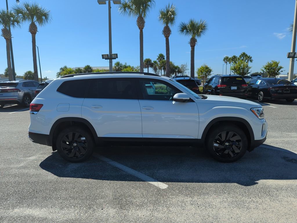 New 2026 Volkswagen Atlas SE image 3