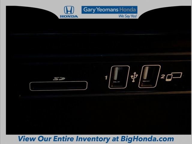 Used 2018 Mercedes-Benz GLC 300 4MATIC image 30