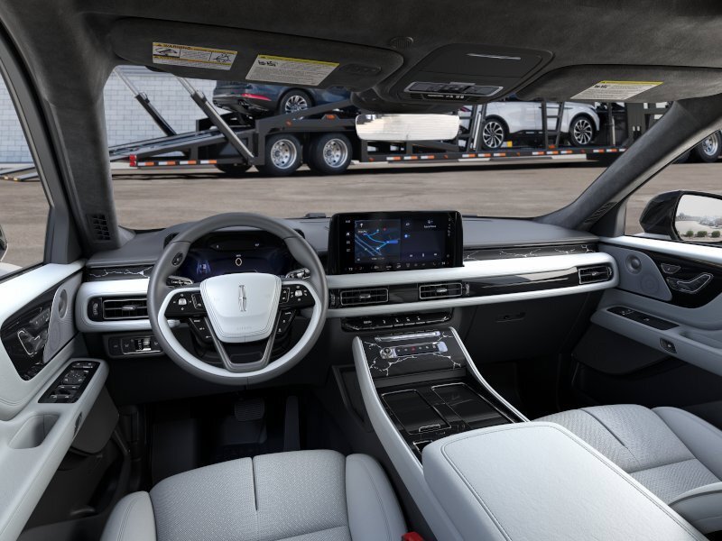 New 2026 Lincoln Aviator Black Label w/ Black Label Special Edition AWD/4WD image 9