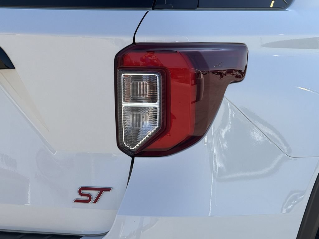 Used 2021 Ford Explorer ST w/ Equipment Group 401A AWD/4WD image 10