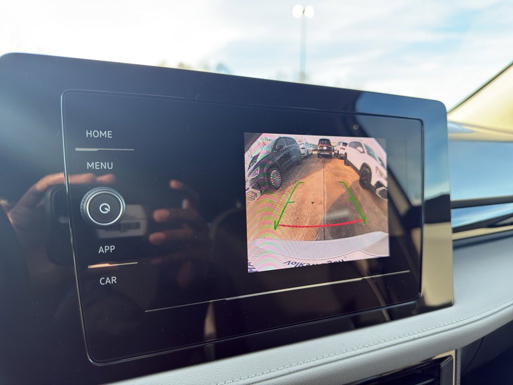 New 2026 Volkswagen Taos S FWD image 17