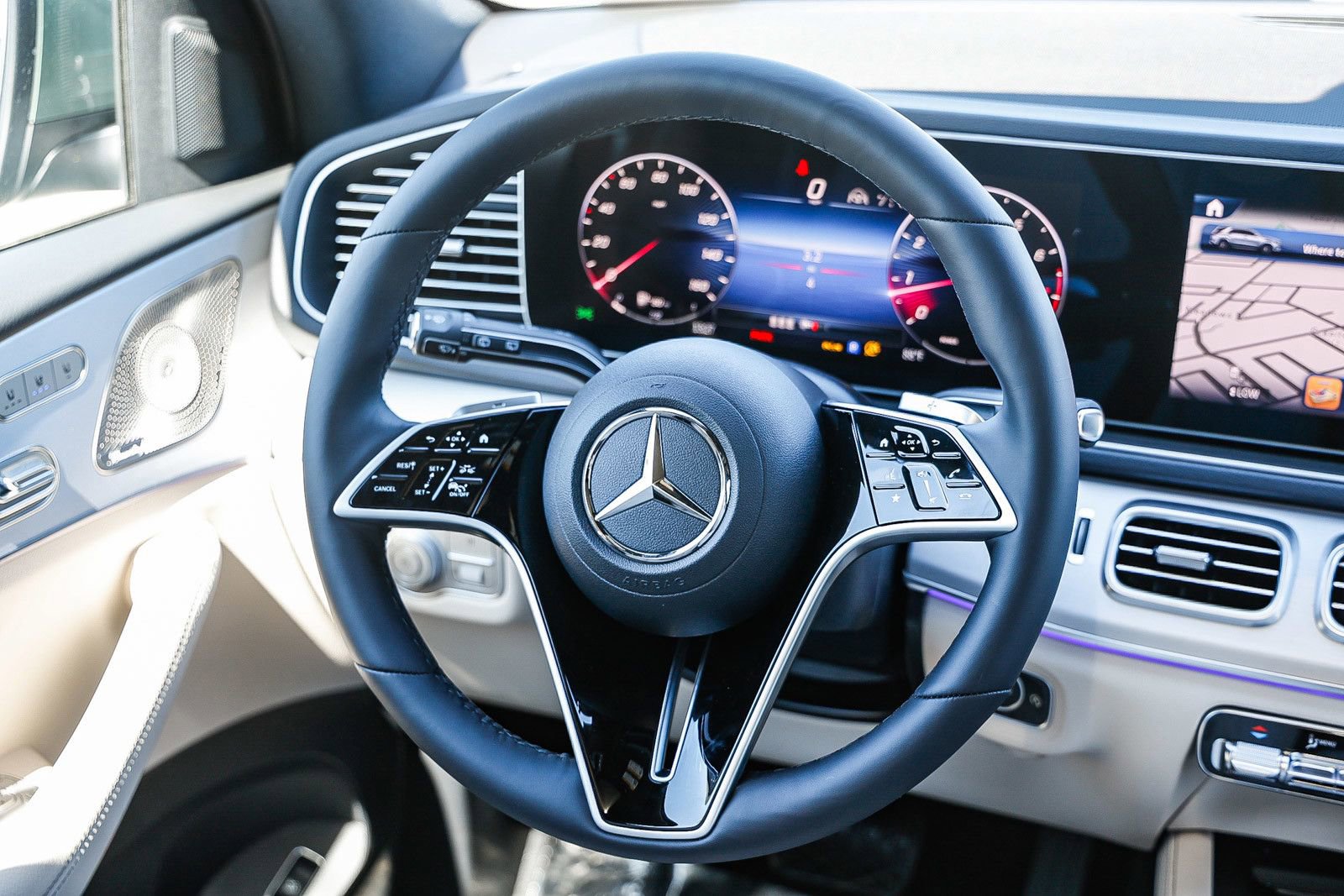 New 2026 Mercedes-Benz GLE 350 4MATIC image 13