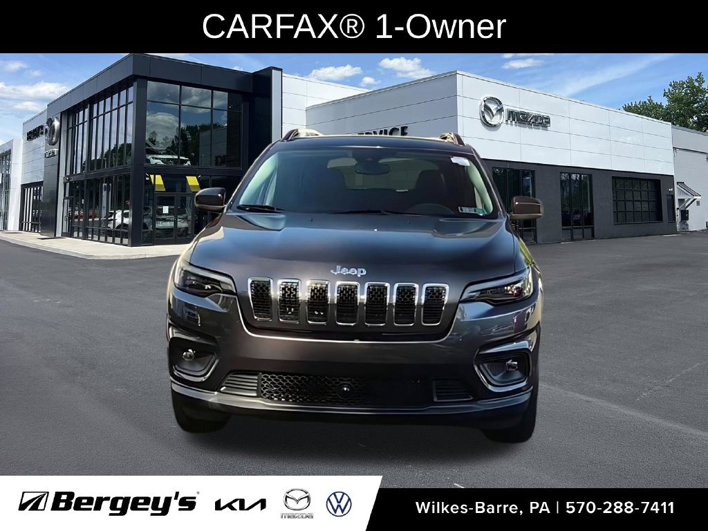 Used 2022 Jeep Cherokee Latitude Lux w/ Sun & Sound Group AWD/4WD image 3