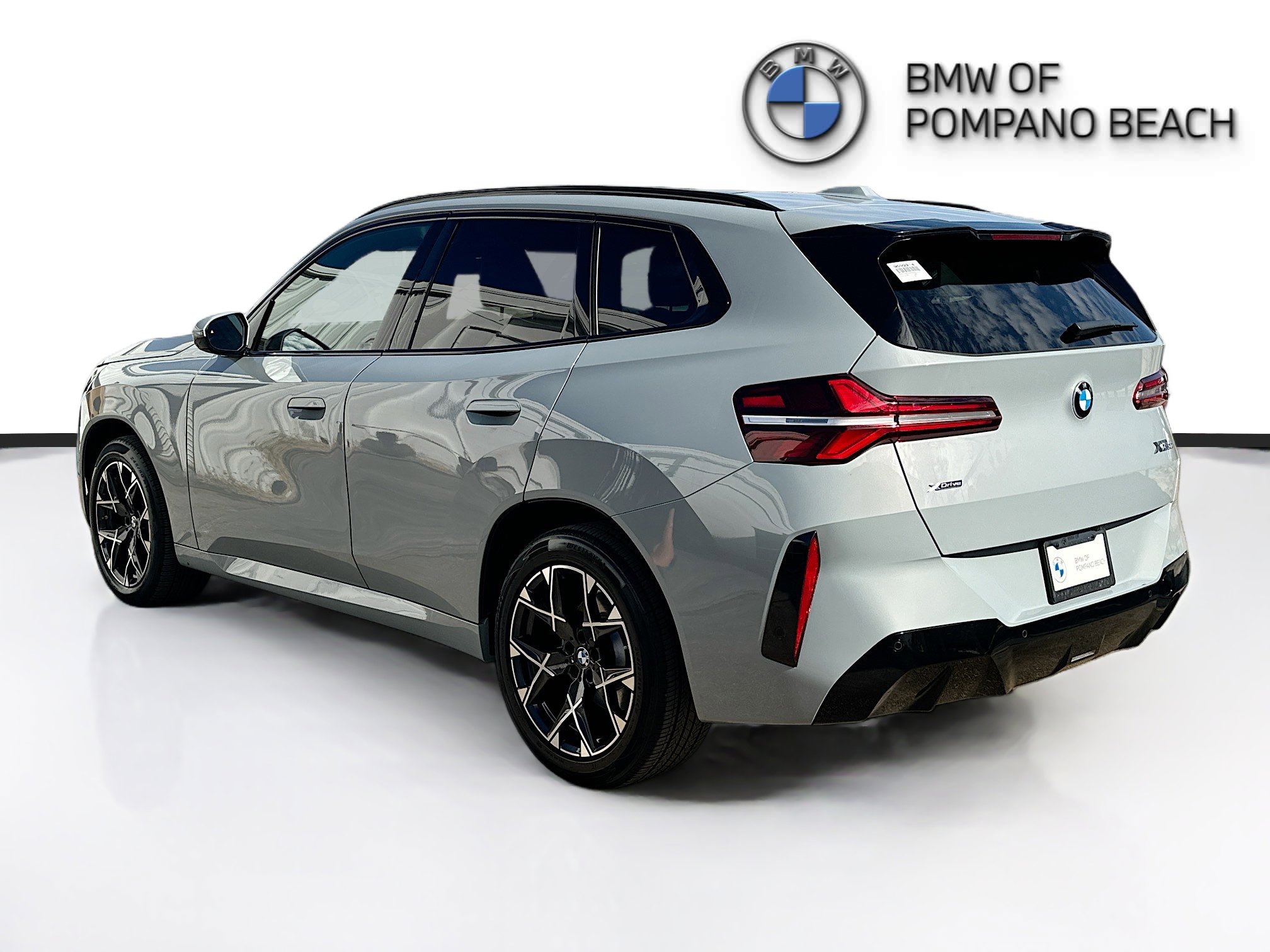 Used 2025 BMW X3 xDrive30i image 5