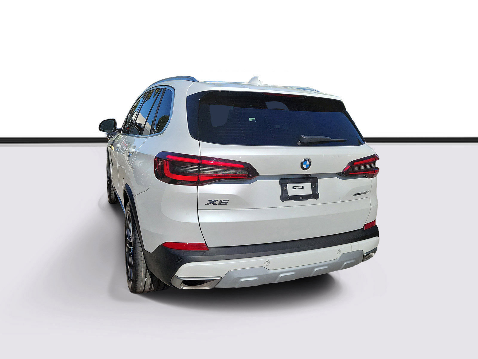 Used 2023 BMW X5 sDrive40i w/ Premium Package RWD image 3