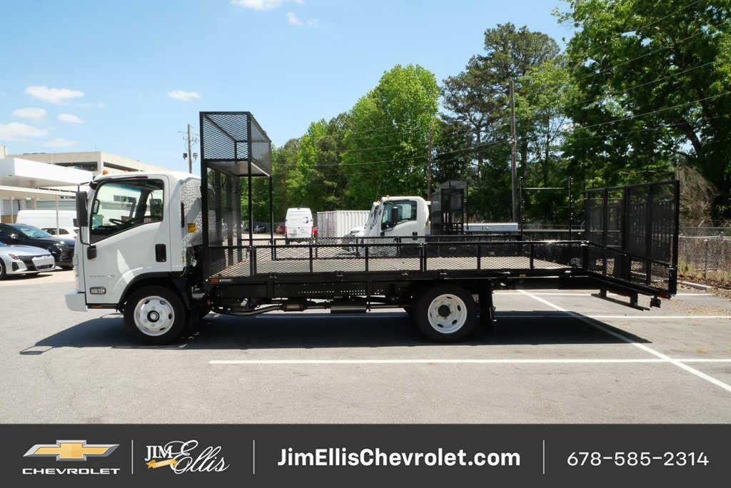 New 2025 Chevrolet Low Cab Forward 5500XG RWD image 11