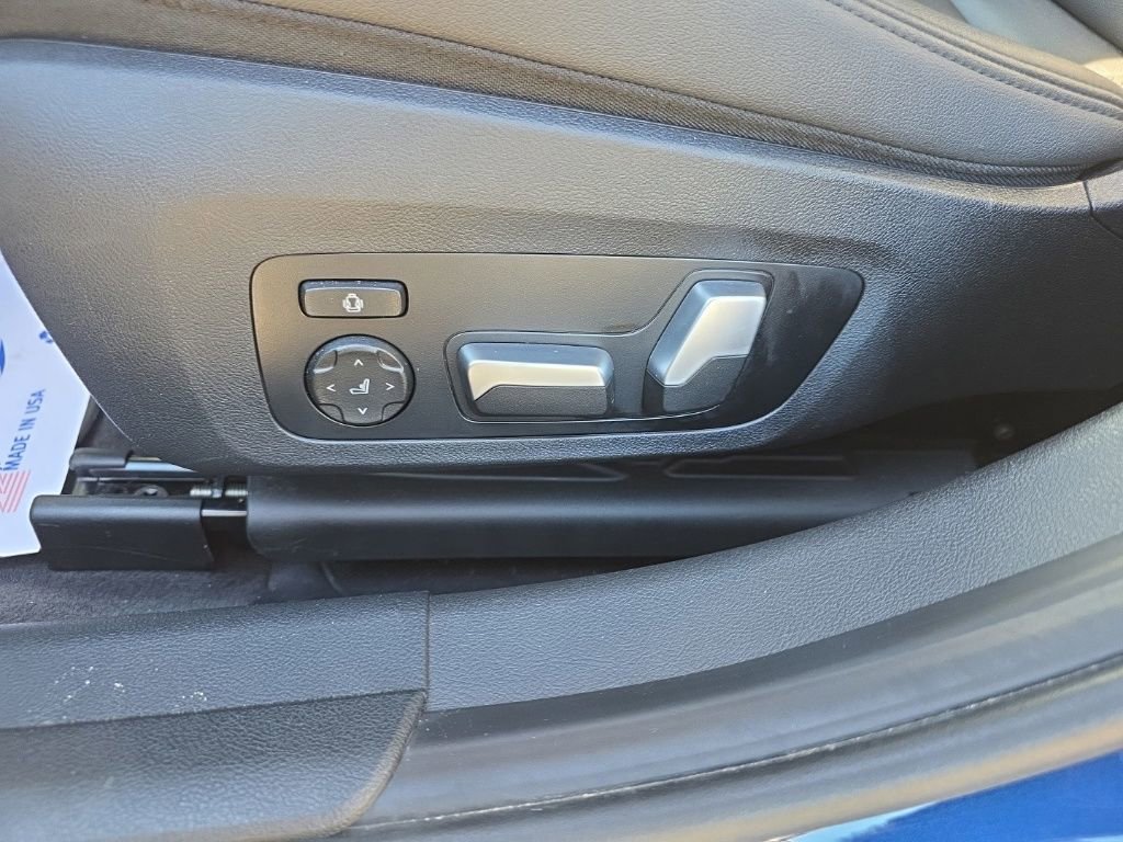 Used 2021 BMW 330i xDrive Sedan image 19