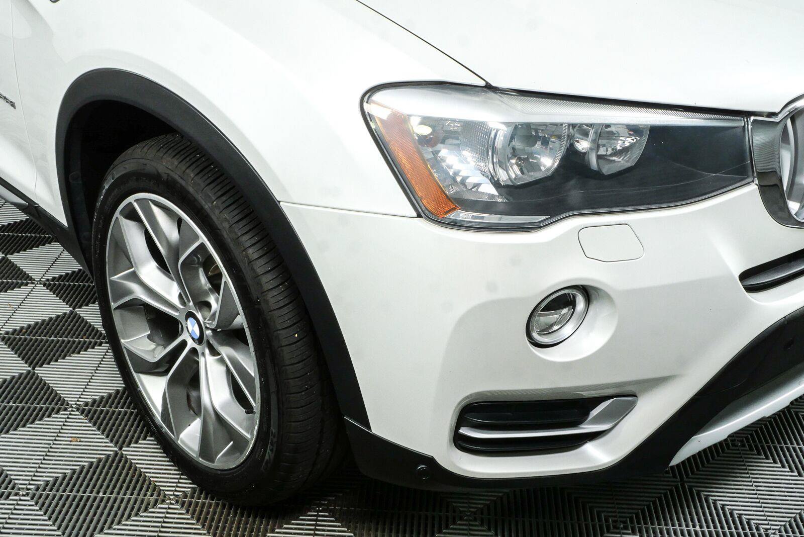 Used 2016 BMW X3 sDrive28i RWD image 35