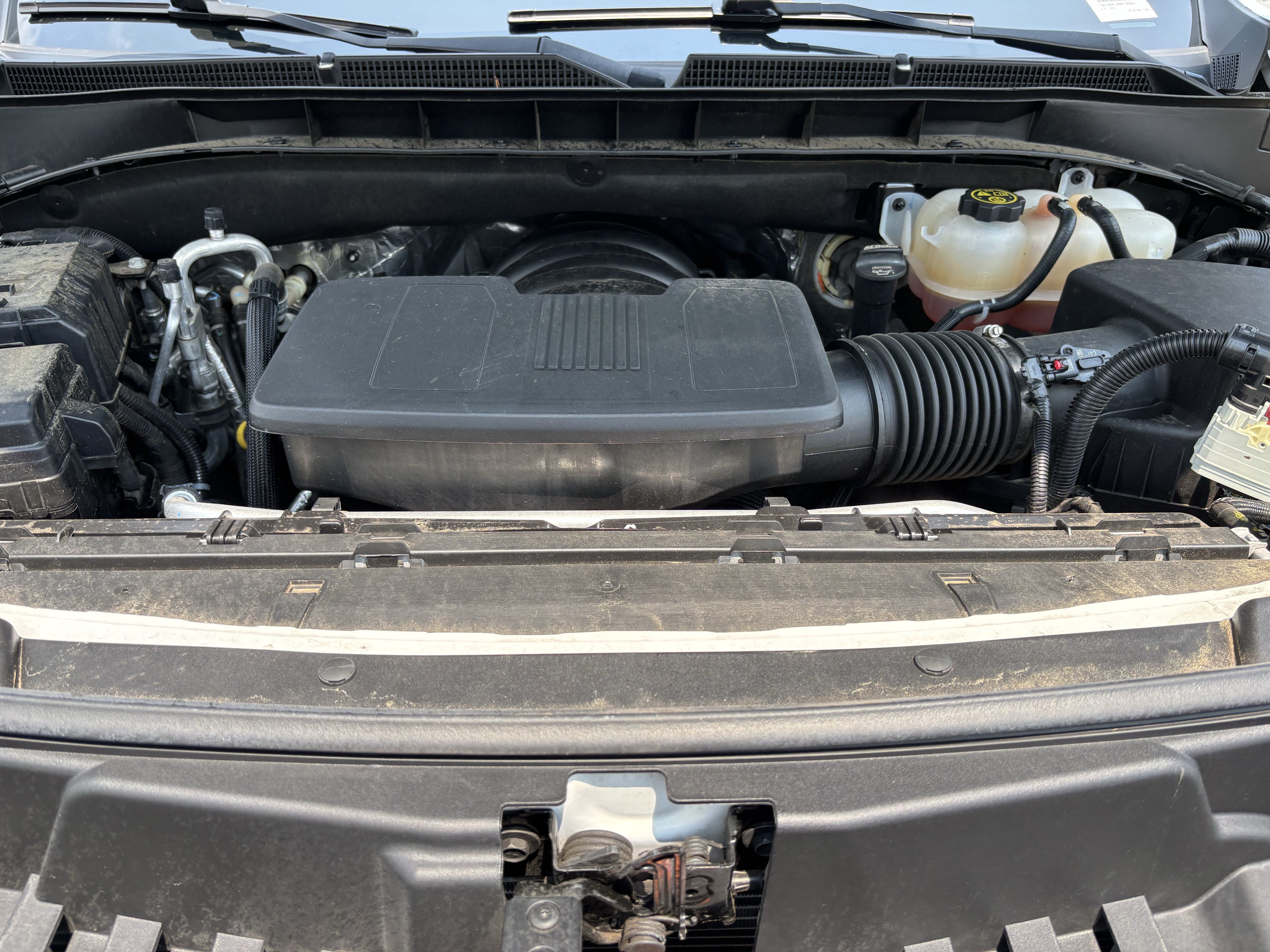 Used 2024 GMC Yukon Denali Ultimate AWD/4WD image 36