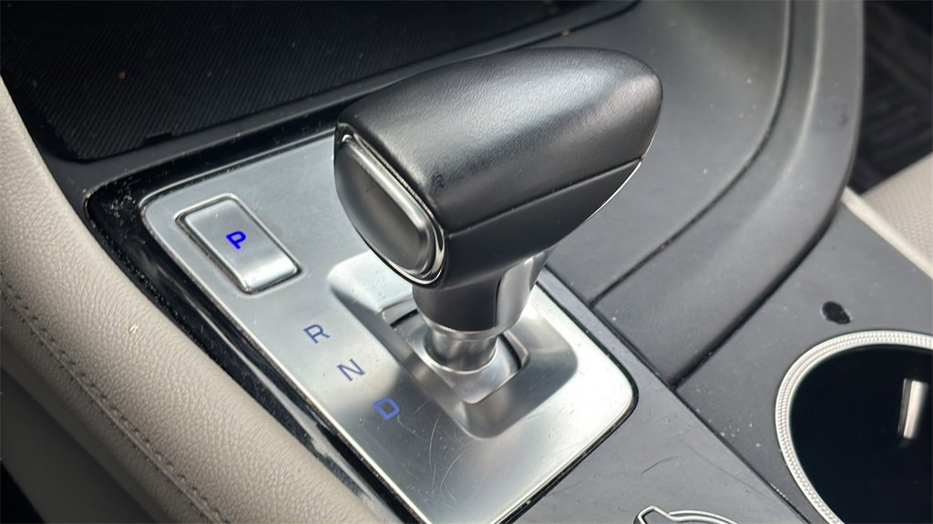 Used 2023 Genesis G70 2.0T image 20