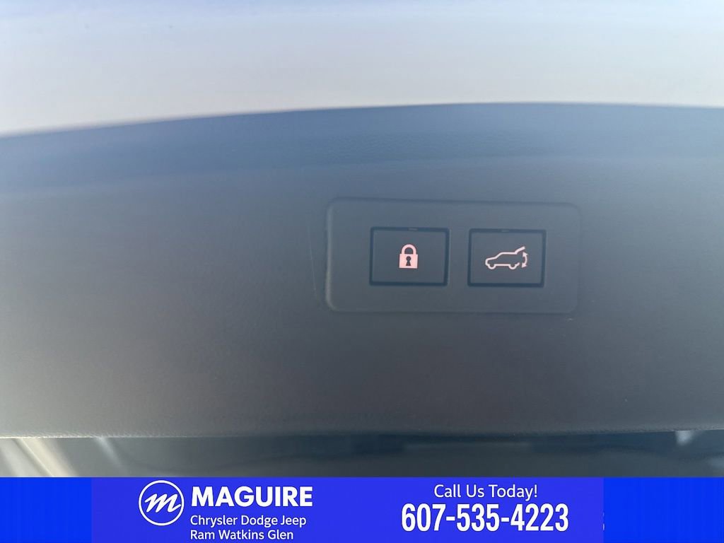Used 2022 Subaru Outback Limited w/ Popular Package #2 AWD/4WD image 31