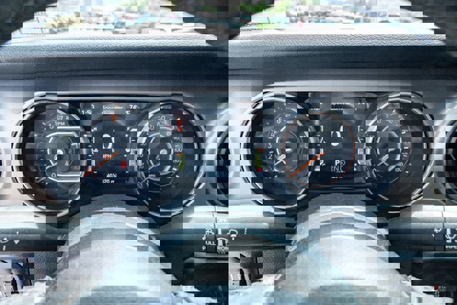 Used 2020 Jeep Gladiator Sport w/ Quick Order Package 24S image 18