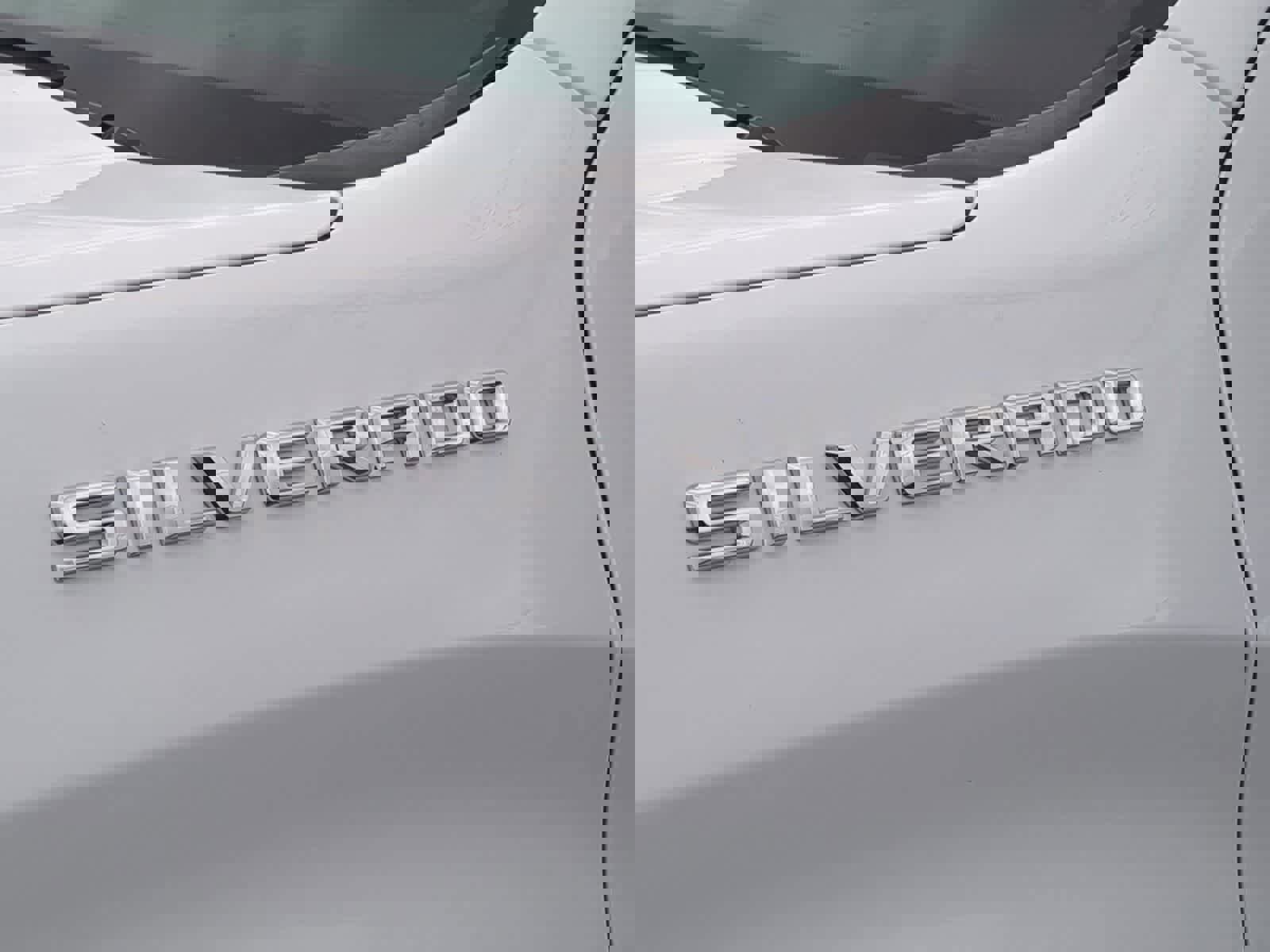 Used 2021 Chevrolet Silverado 1500 LT w/ Fleet Comfort Package image 13