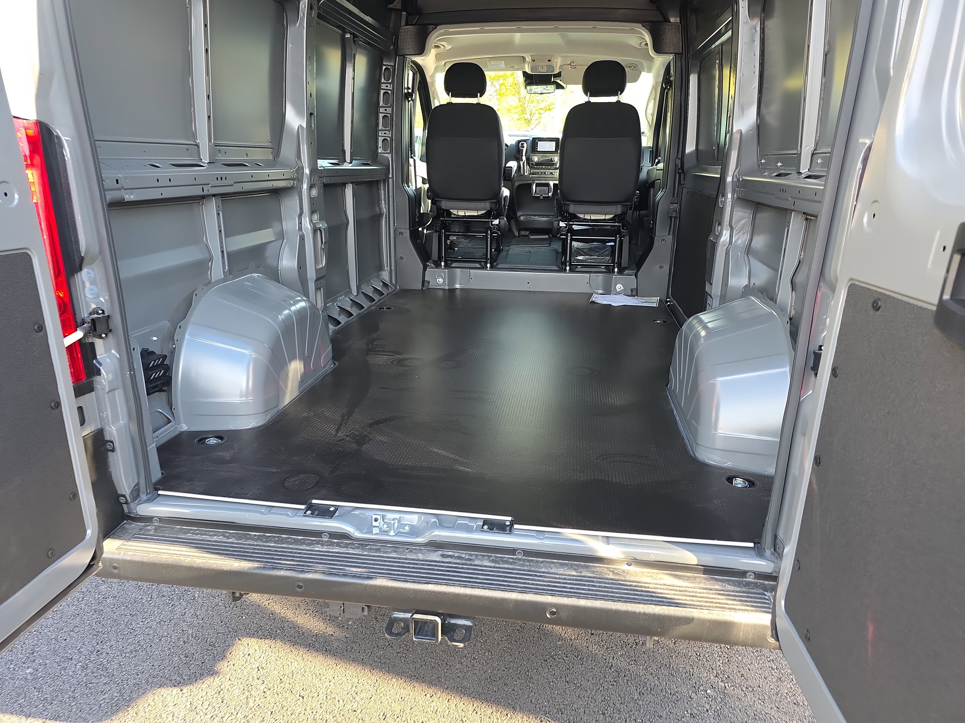 New 2026 RAM ProMaster 2500 w/ Safety Group FWD image 32