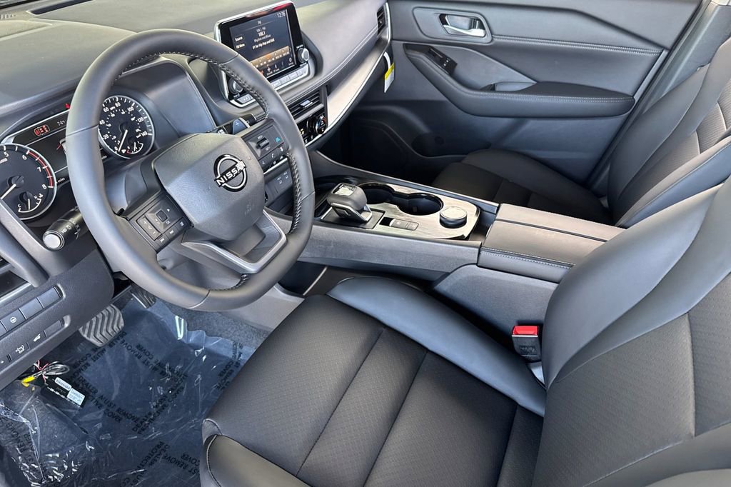 New 2026 Nissan Rogue SV image 7