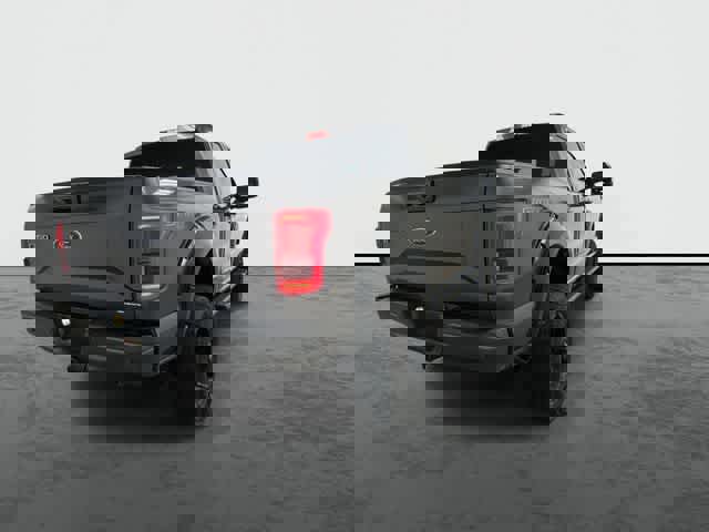 Used 2015 Ford F150 Lariat w/ Equipment Group 502A Luxury image 3