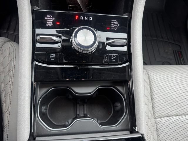 Used 2022 Jeep Grand Cherokee Summit w/ MOPAR Finishing Package AWD/4WD image 36