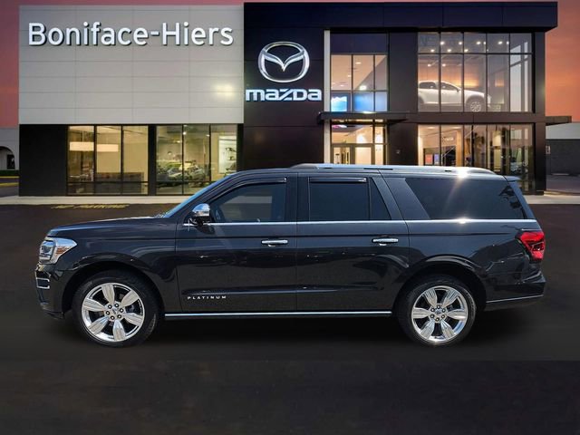Used 2024 Ford Expedition Max Platinum AWD/4WD image 3